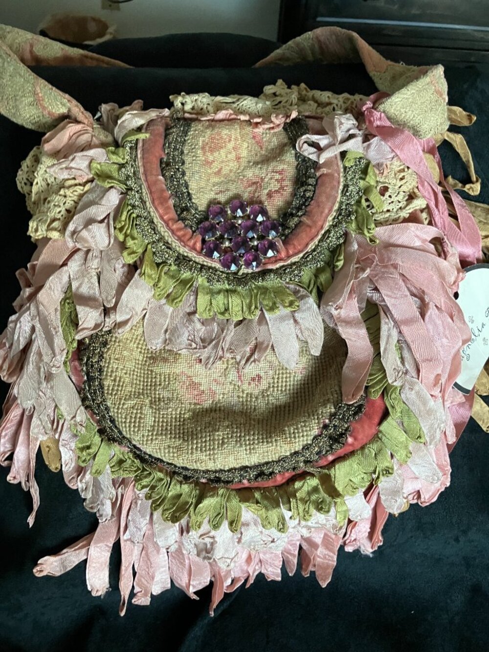Magnolia Pearl Vintage Bag - Picture 4 of 13